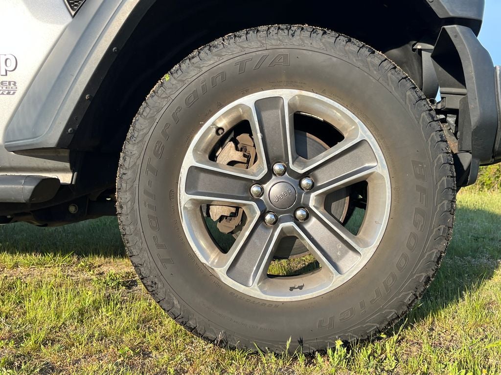 jeep all-new wrangler unlimited 2018 1C4HJXDG6JW165985 image jeep all-new wrangler unlimited 2018 1C4HJXDG6JW165985 image